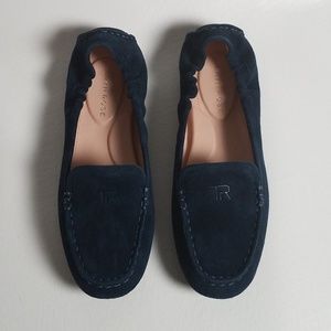 Taryn Rose Driving Shoes, Size 5